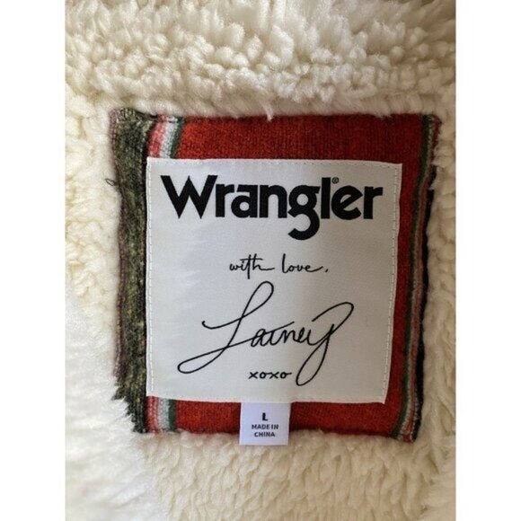 Wrangler x Lainey Wilson Sunburn Aztec Coat Rodeo Ben Faux Sherpa Large NWT - Picture 5 of 10